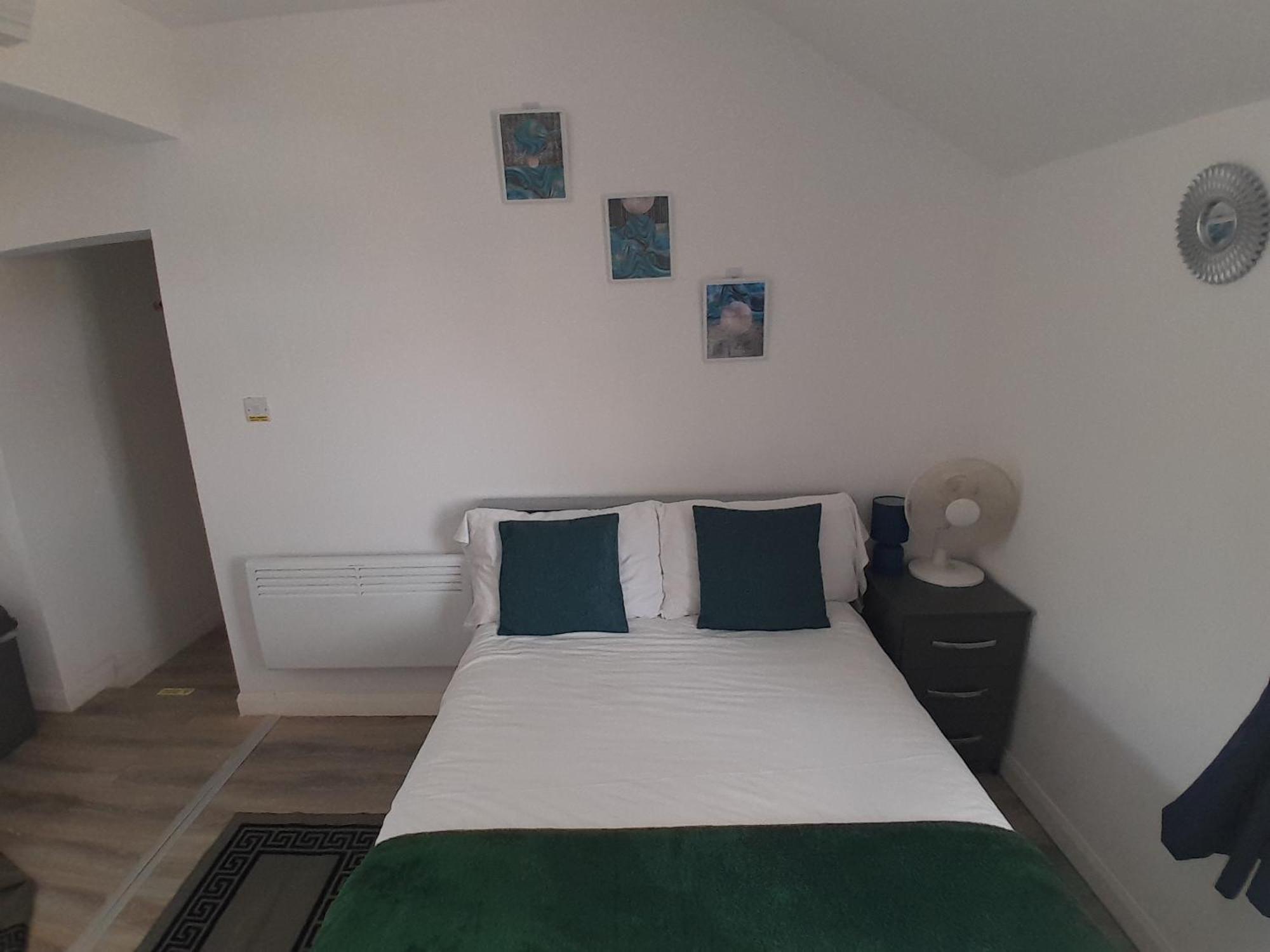 The Broadway Rooms Leicester Camera foto